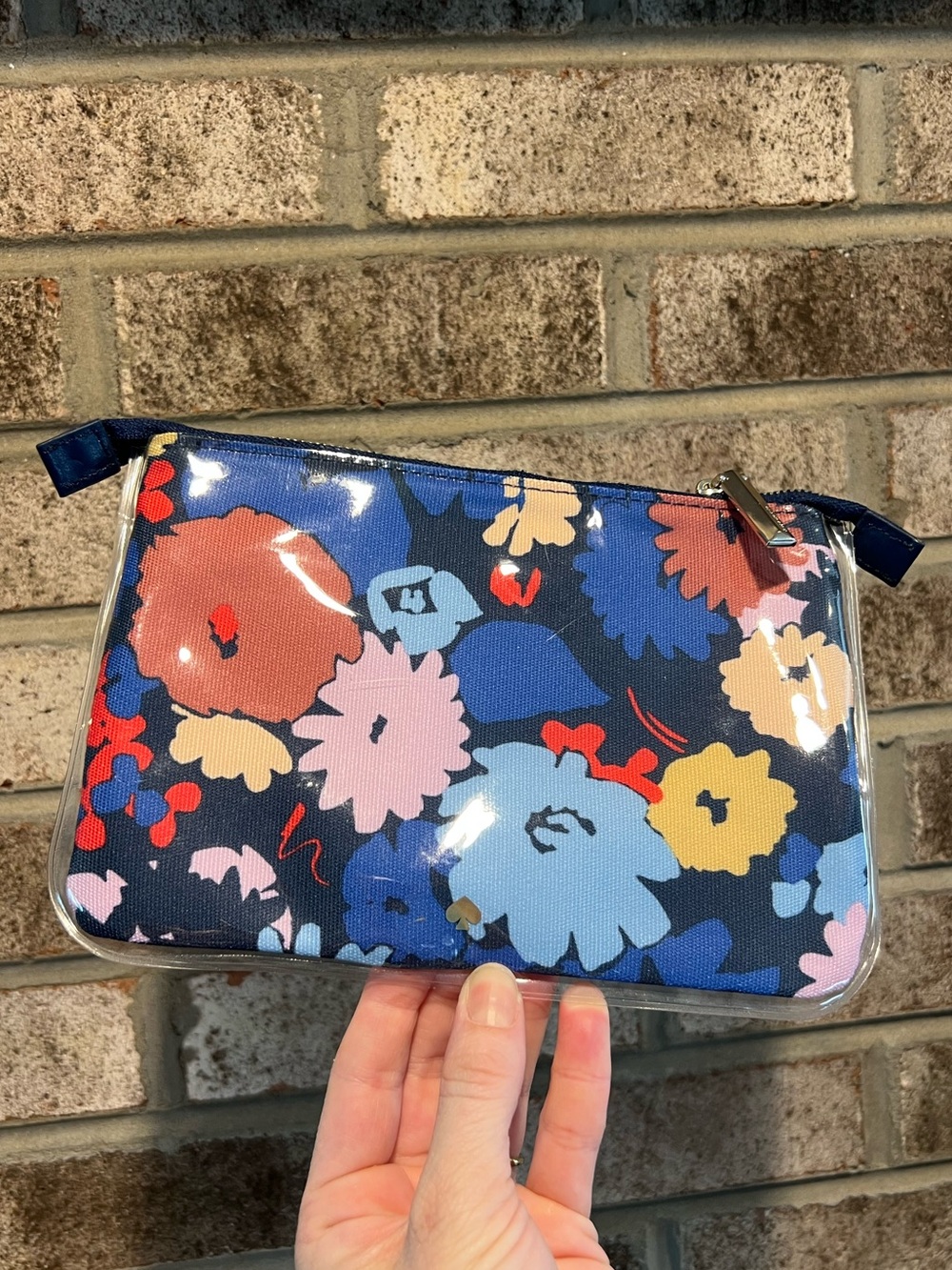 Kate Spade Pouch in Swing Flora